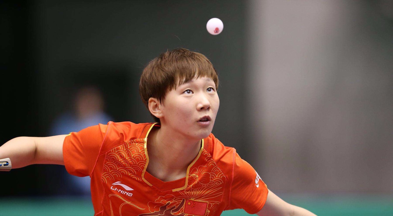 尔在主场稳 尔在主场稳