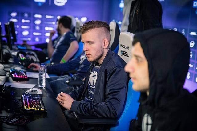 晋级生死战 晋级生死战